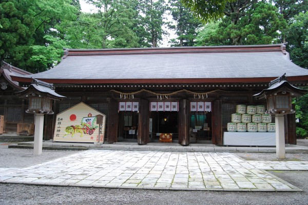 岩峅寺・雄山神社前立社壇