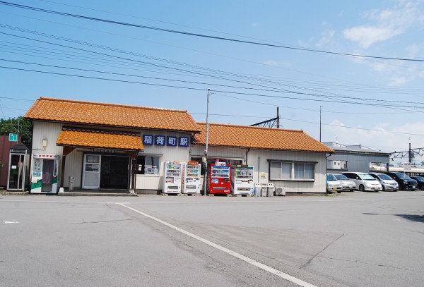 稲荷町駅前